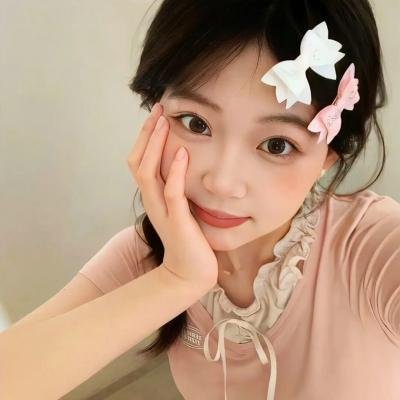 两只小猫的故事