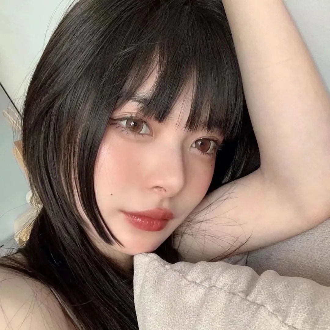 龙月